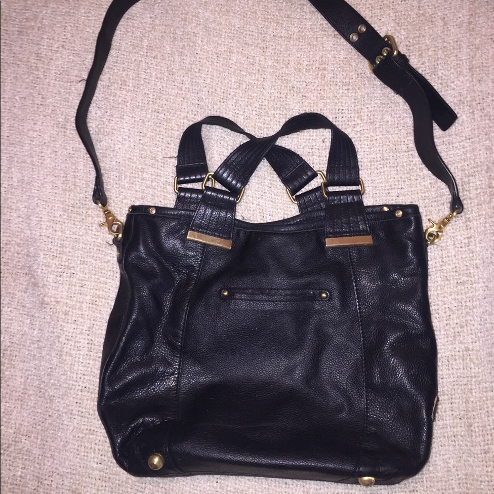 Black leather Steve Madden purse